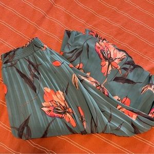 Target - Mid-length Skirt